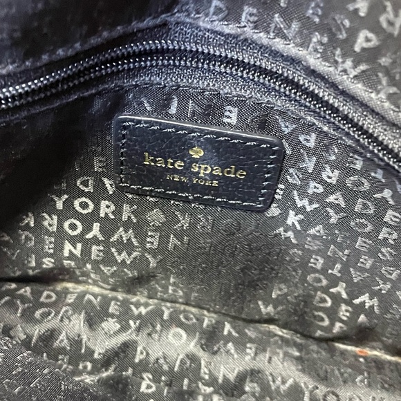 Kate Spade New York Colorblock Ivory Black Pebbled Leather Crossbody Small - Picture 6 of 15